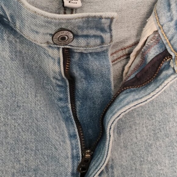 Abercrombie & Fitch The 4" Mom Short High Rise - Curve Love 2/26 - Picture 6 of 8